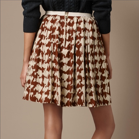 Burberry Brit Silk Brown Skirt - Picture 2 of 7